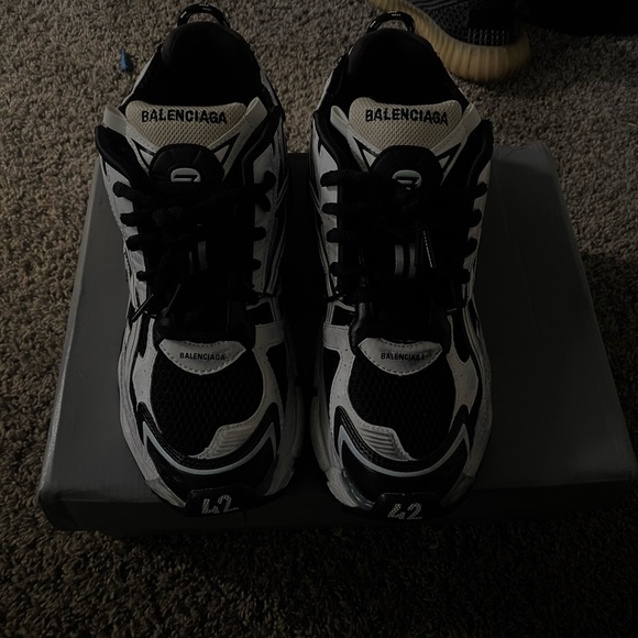 Balenciaga runners - Picture 7 of 7